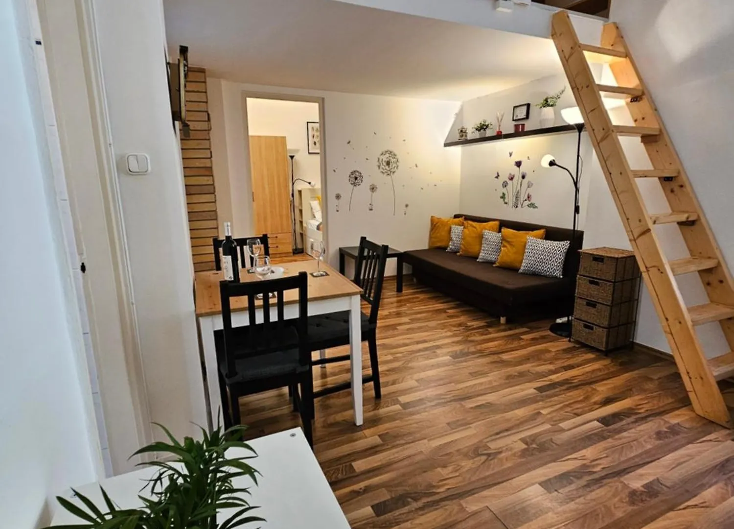 The Greenest Vintage Lodging Budapest